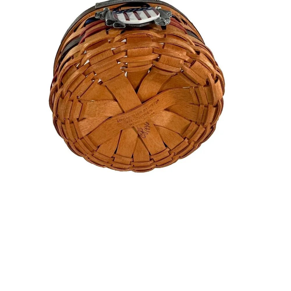 1997 Longaberger Inaugural Basket w/Flag Liner, Protector & Tie-On 5.5